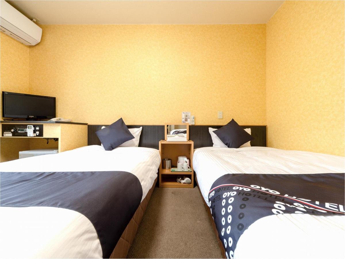 Business Hotel Yanagi Kitakyushu Kokura Екстериор снимка